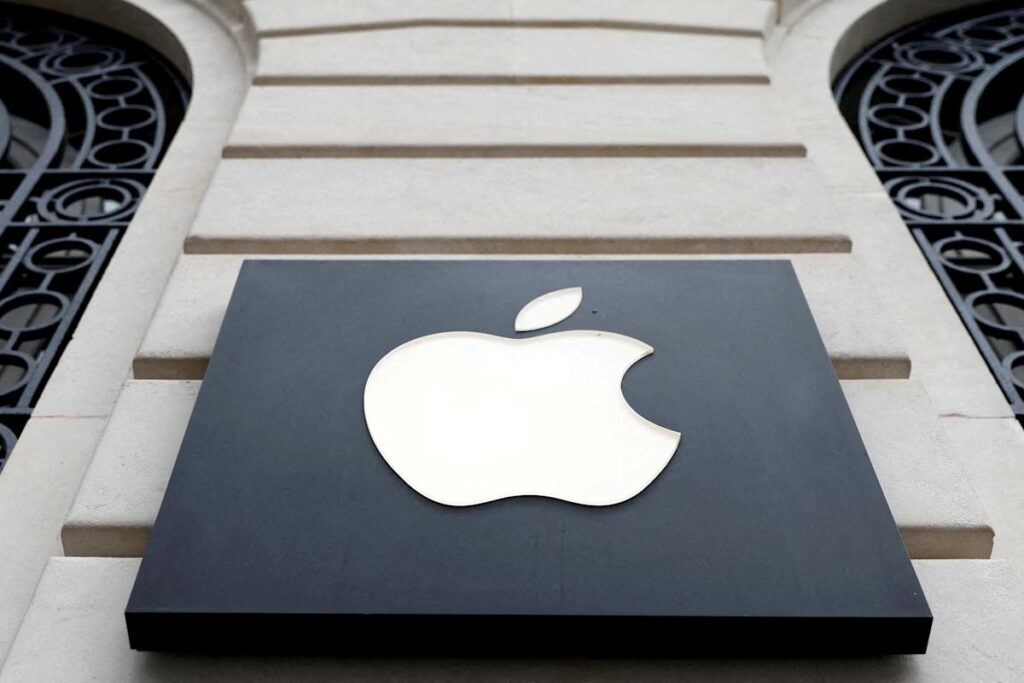 Apple suffers setback in UK App Store fee lawsuit