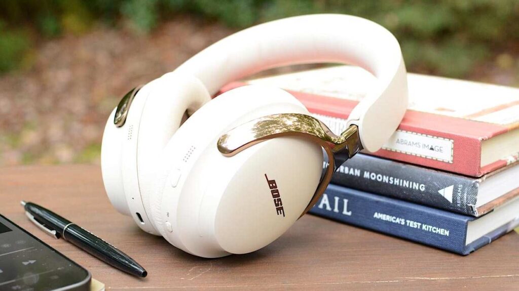 The best noise-canceling headphones for 2025