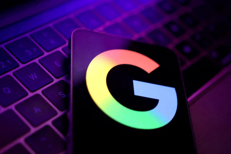 Judge puts a one-year limit on Google’s contracts for default search placement