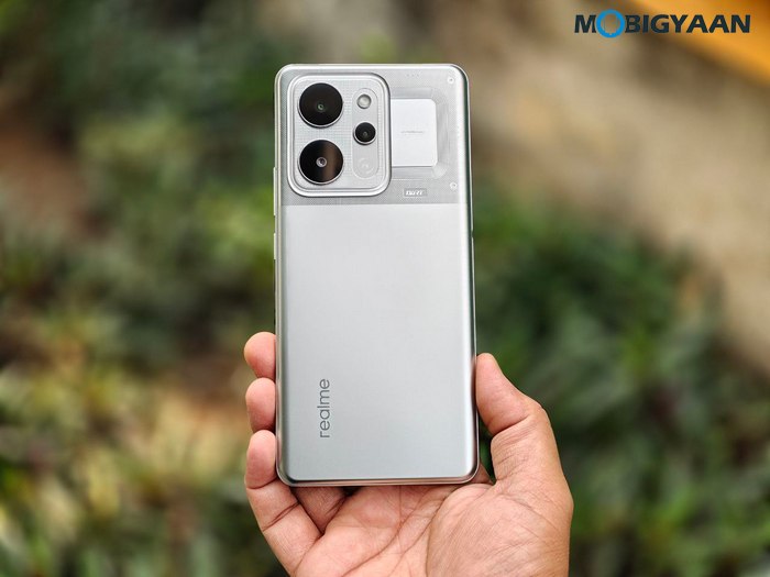 10,001 mAh Battery and Dual Chip Explained